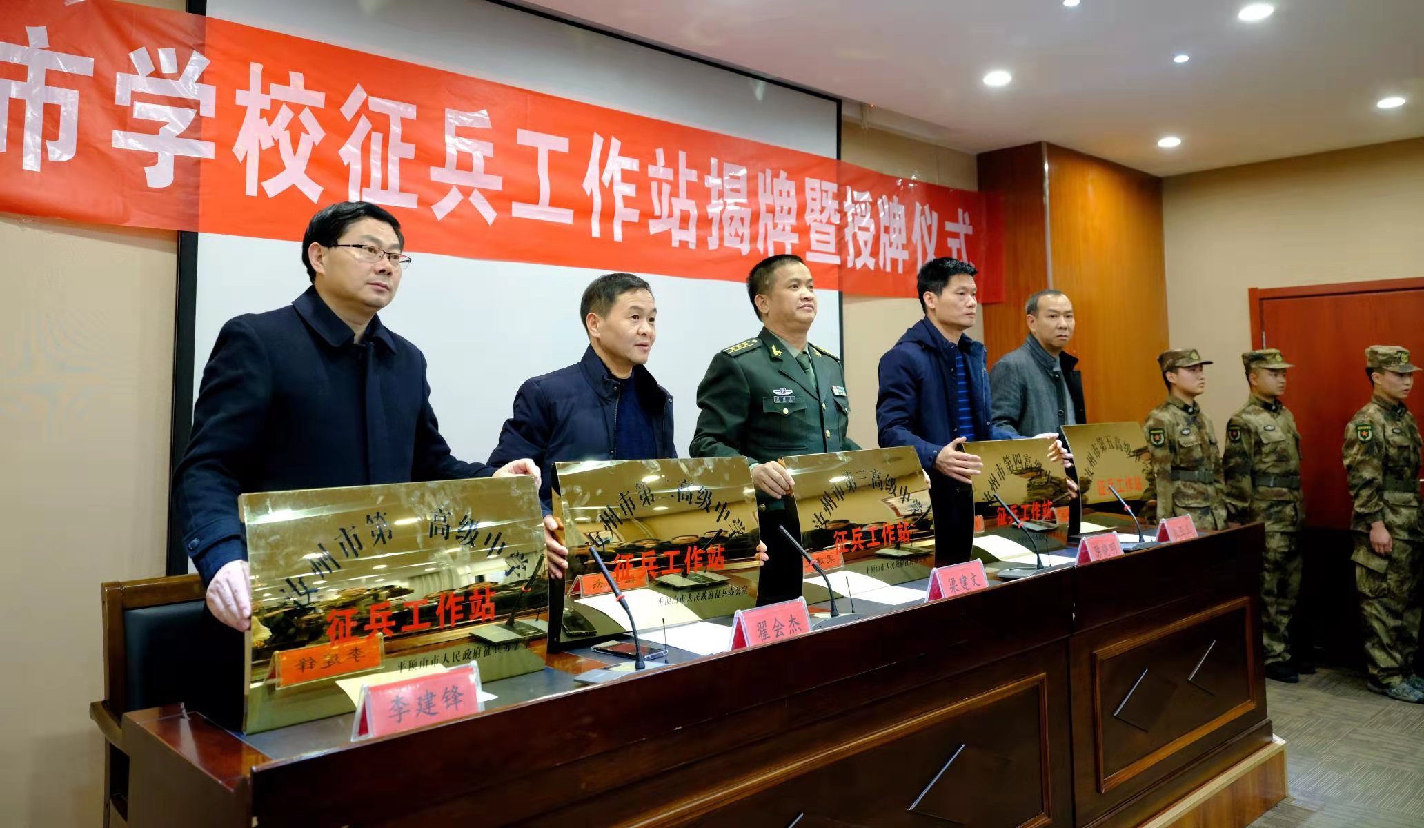 1609808235390170.jpg 1609808235390170.jpg